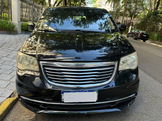 CHRYSLER TOWN & COUNTRY 3.6 TOURING V6 24V GASOLINA 4P AUTOMÁTICO CHRYSLER TOWN & COUNTRY 3.6 TOURING V6 24V GASOLINA 4P AUTOMÁTICO